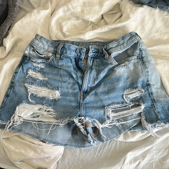 American Eagle Jean Shorts - Picture 1 of 2
